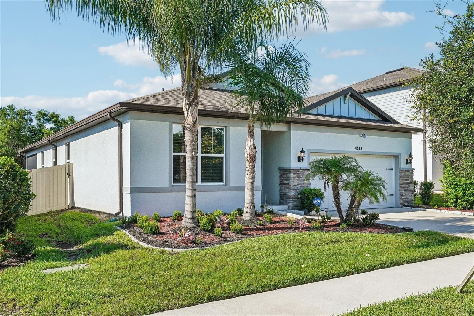 4613 Dover Bluff Ct, Valrico, FL 33594