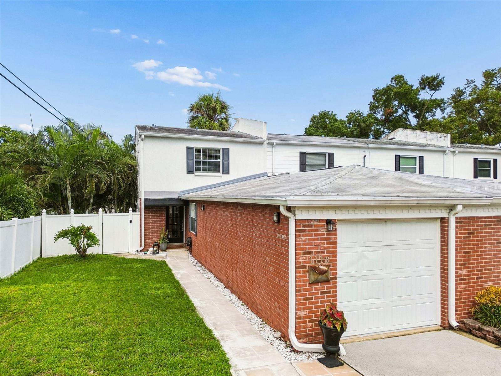 111 S Lauber Way #B, Tampa, FL 33609