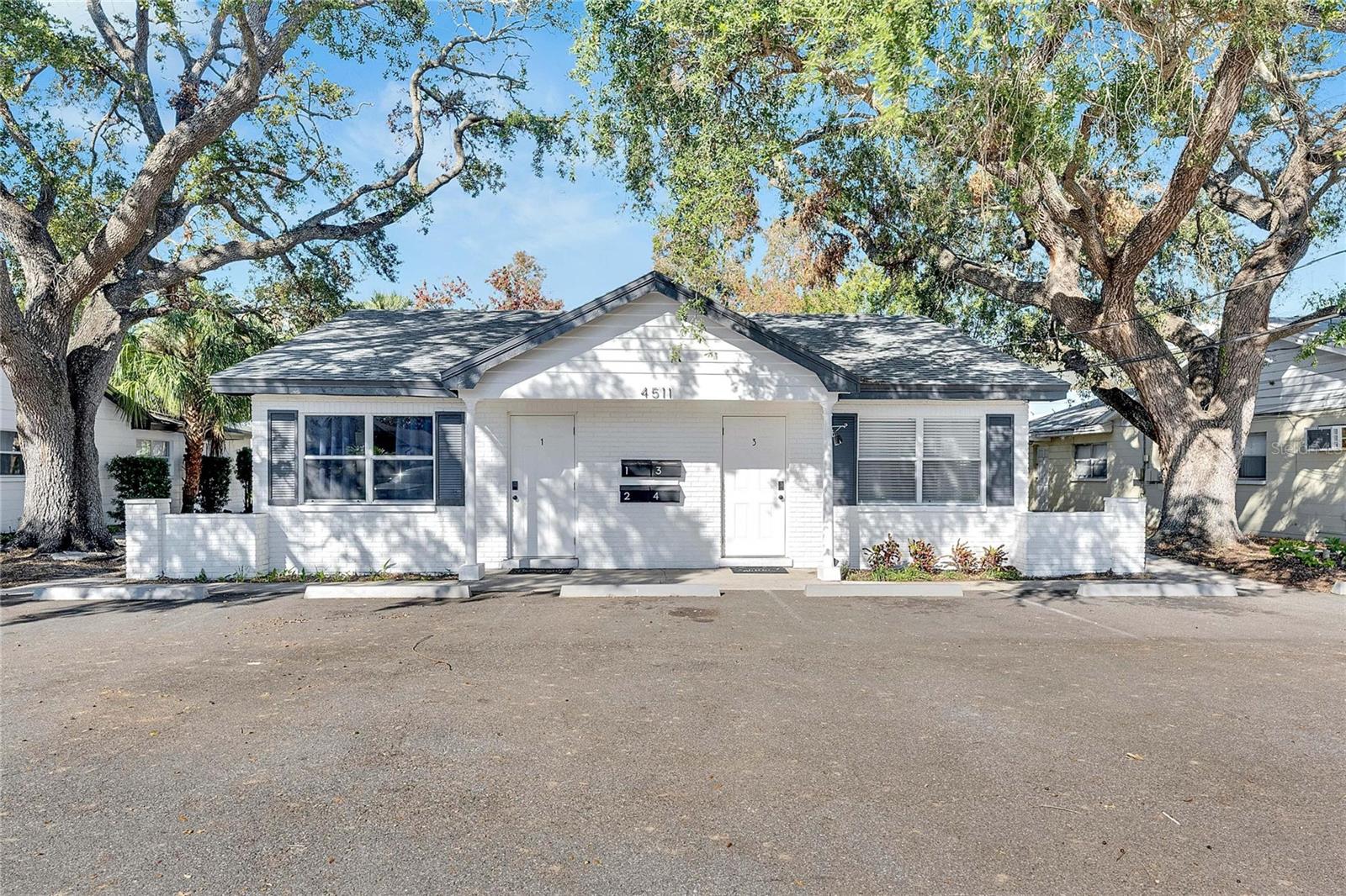 4511 W Mcelroy Ave, Tampa, FL 33611