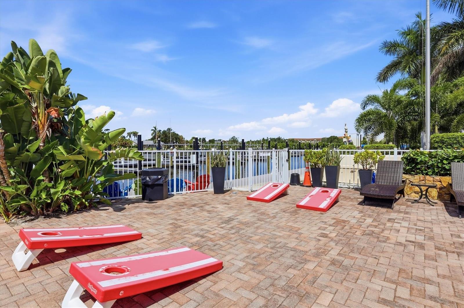 7150 N Tamiami Trl #S511, Sarasota, FL 34243