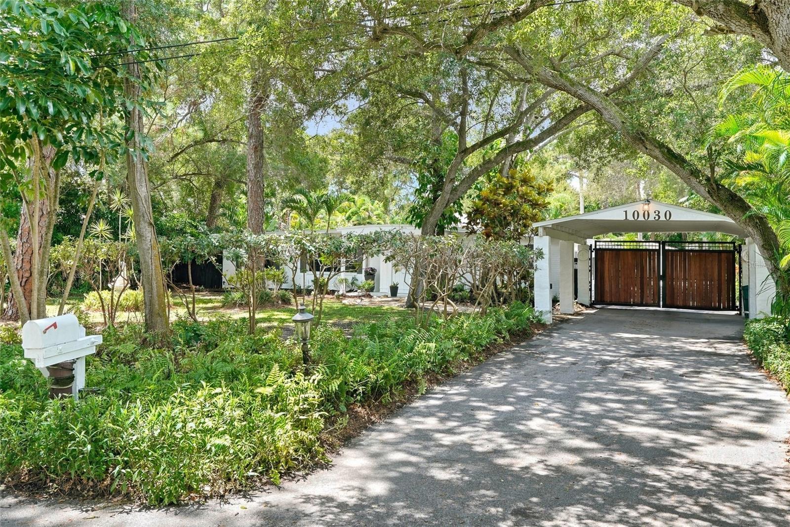 10030 59th Ave N, St Petersburg, FL 33708
