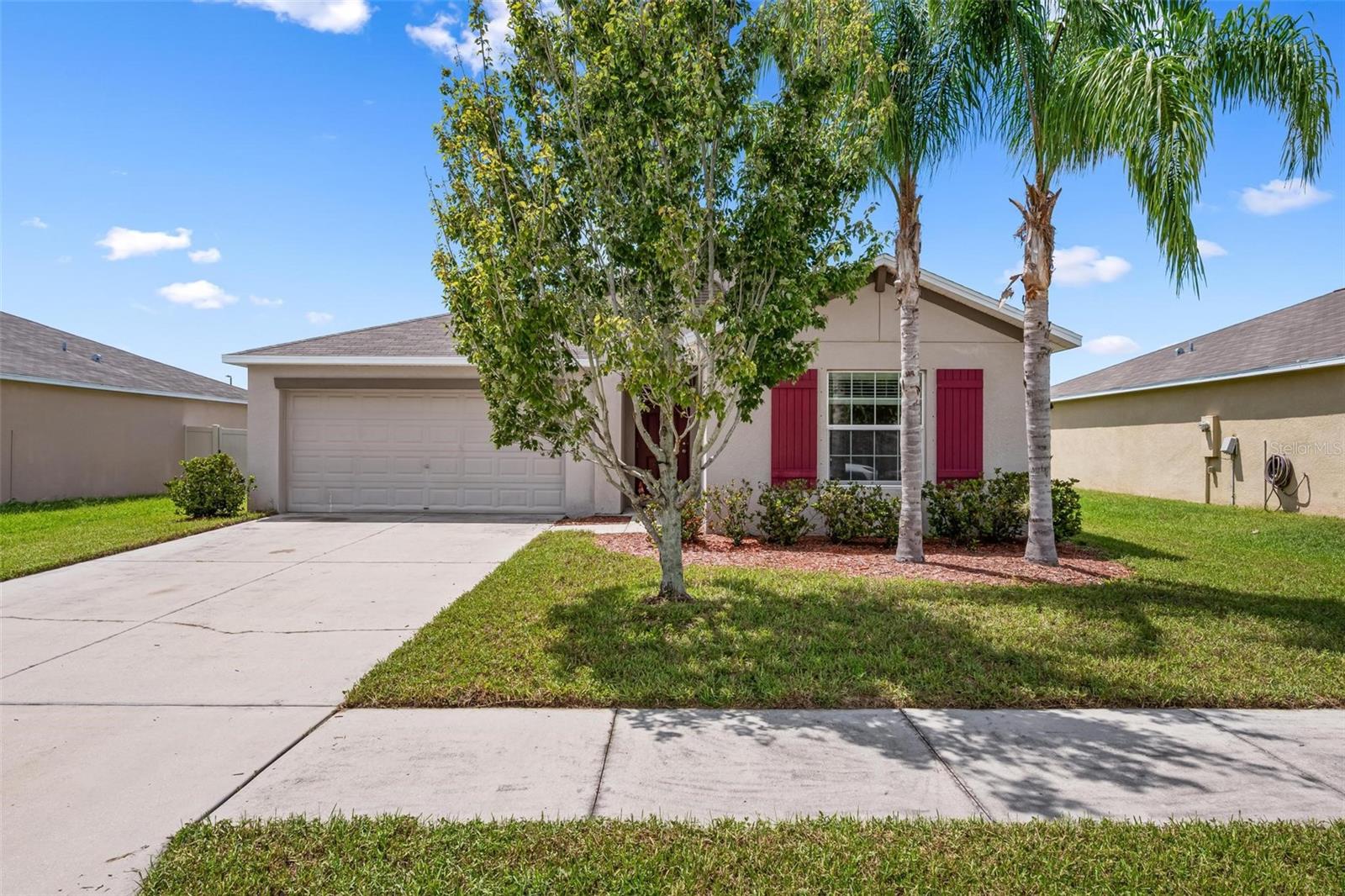 304 Cascade Bend Dr, Ruskin, FL 33570