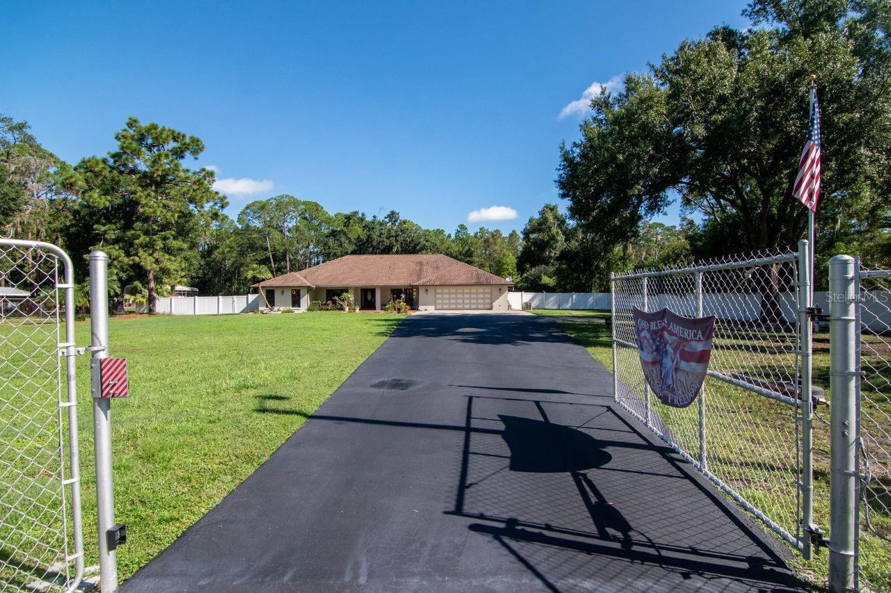 17535 Wellfield Ct, Lutz, FL 33558