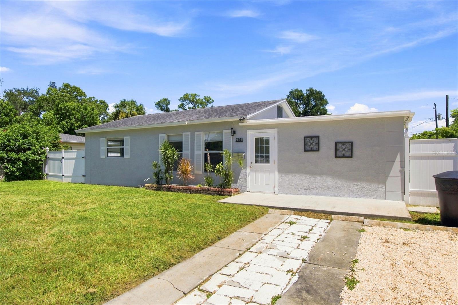 7101 15th St N, St Petersburg, FL 33702