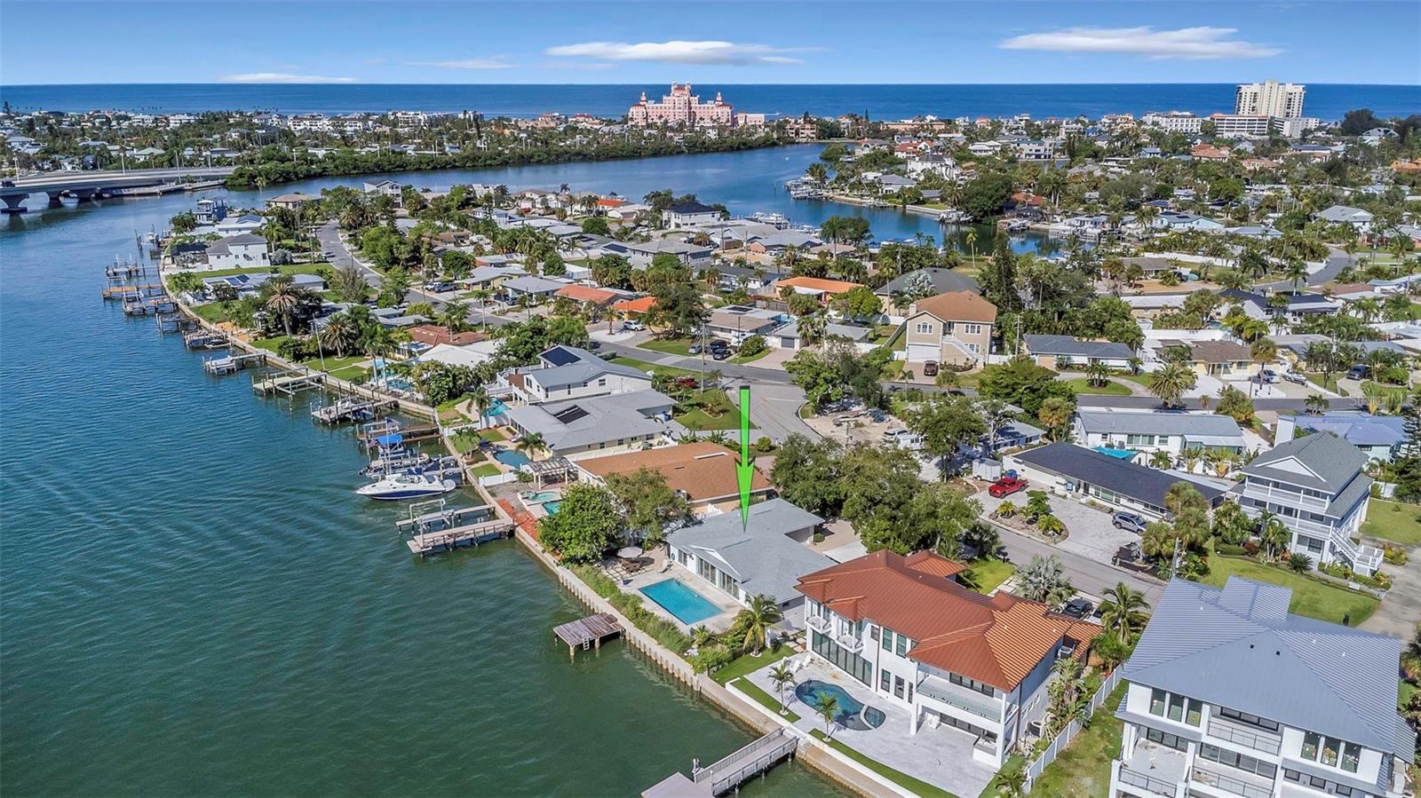 574 Belle Point Dr, St Pete Beach, FL 33706