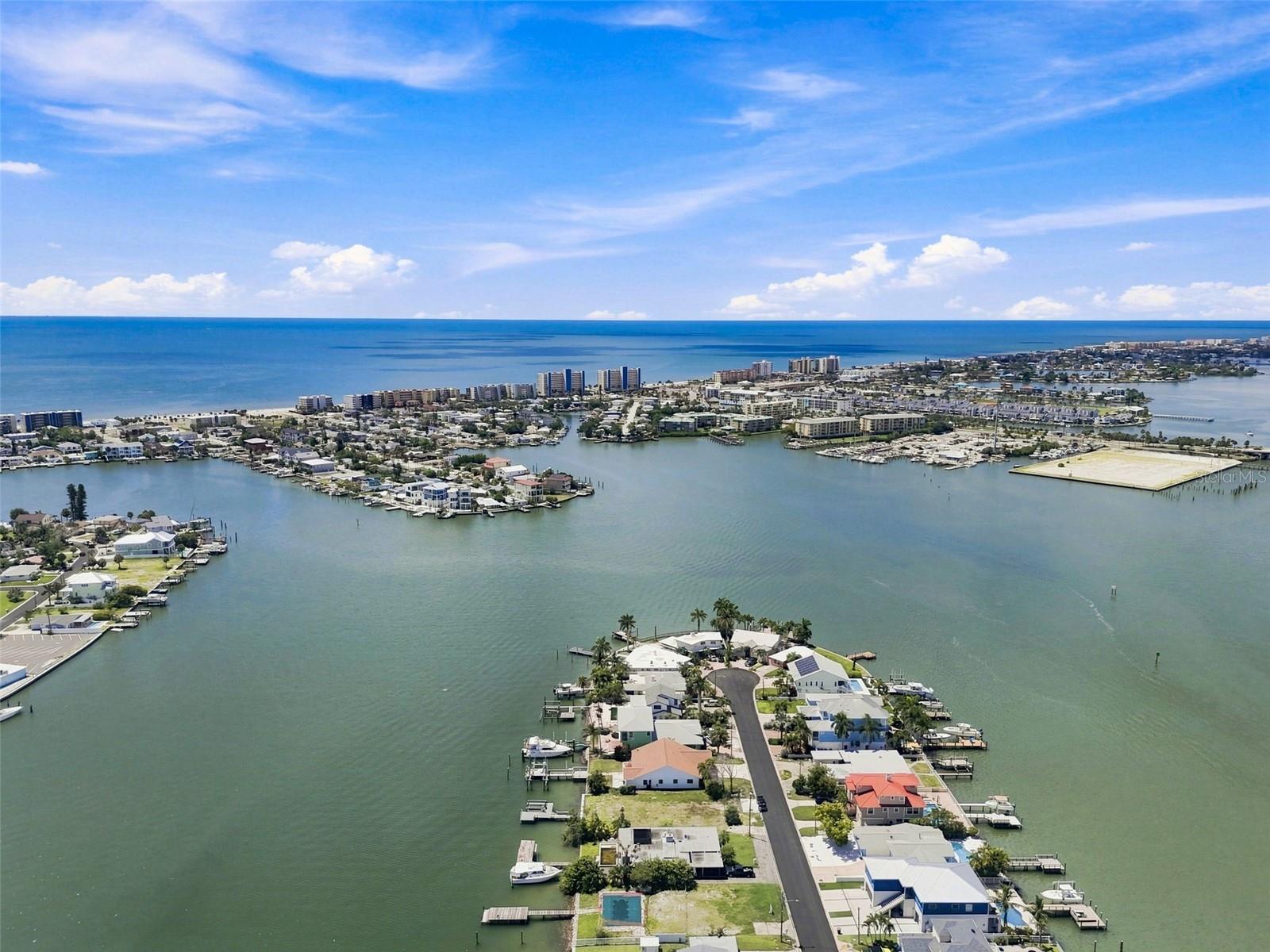 817 Bay Point Dr, Madeira Beach, FL 33708