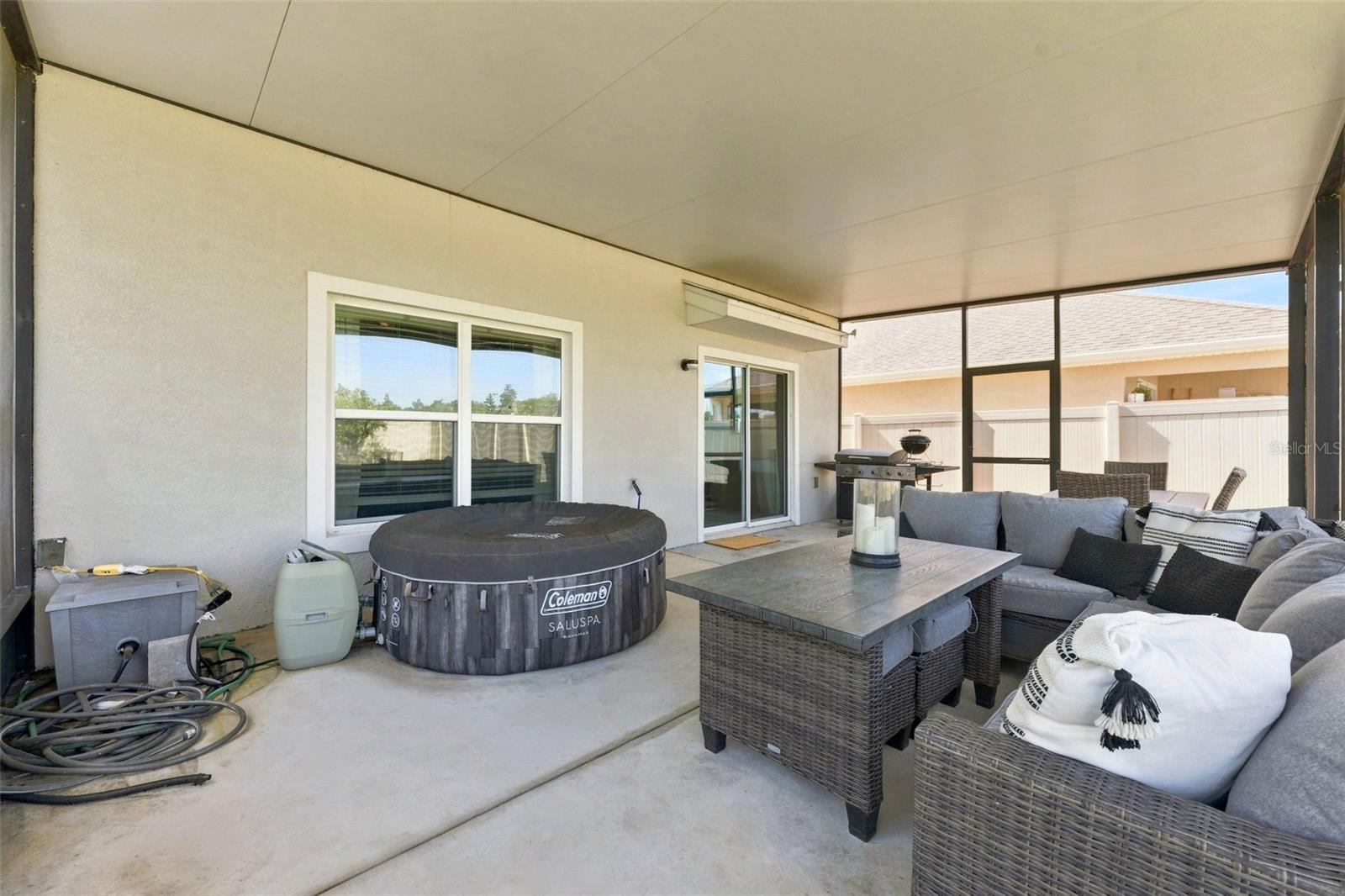 7951 Sail Clover Ln, Zephyrhills, FL 33540