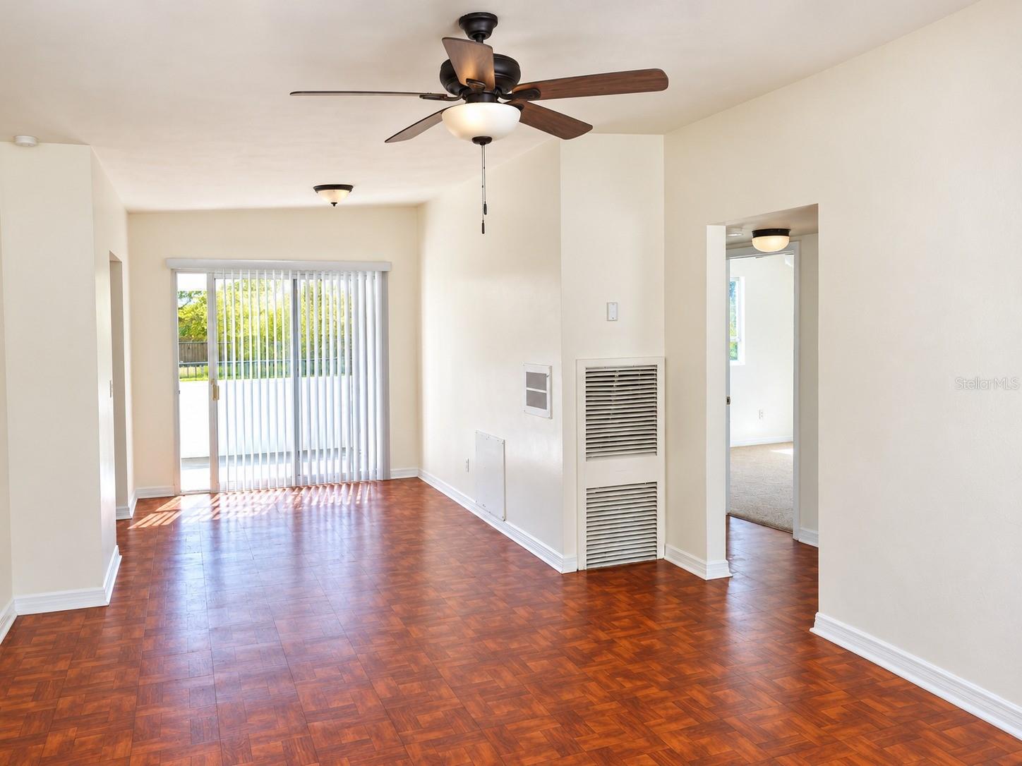 446 New York Ave, Dunedin, FL 34698