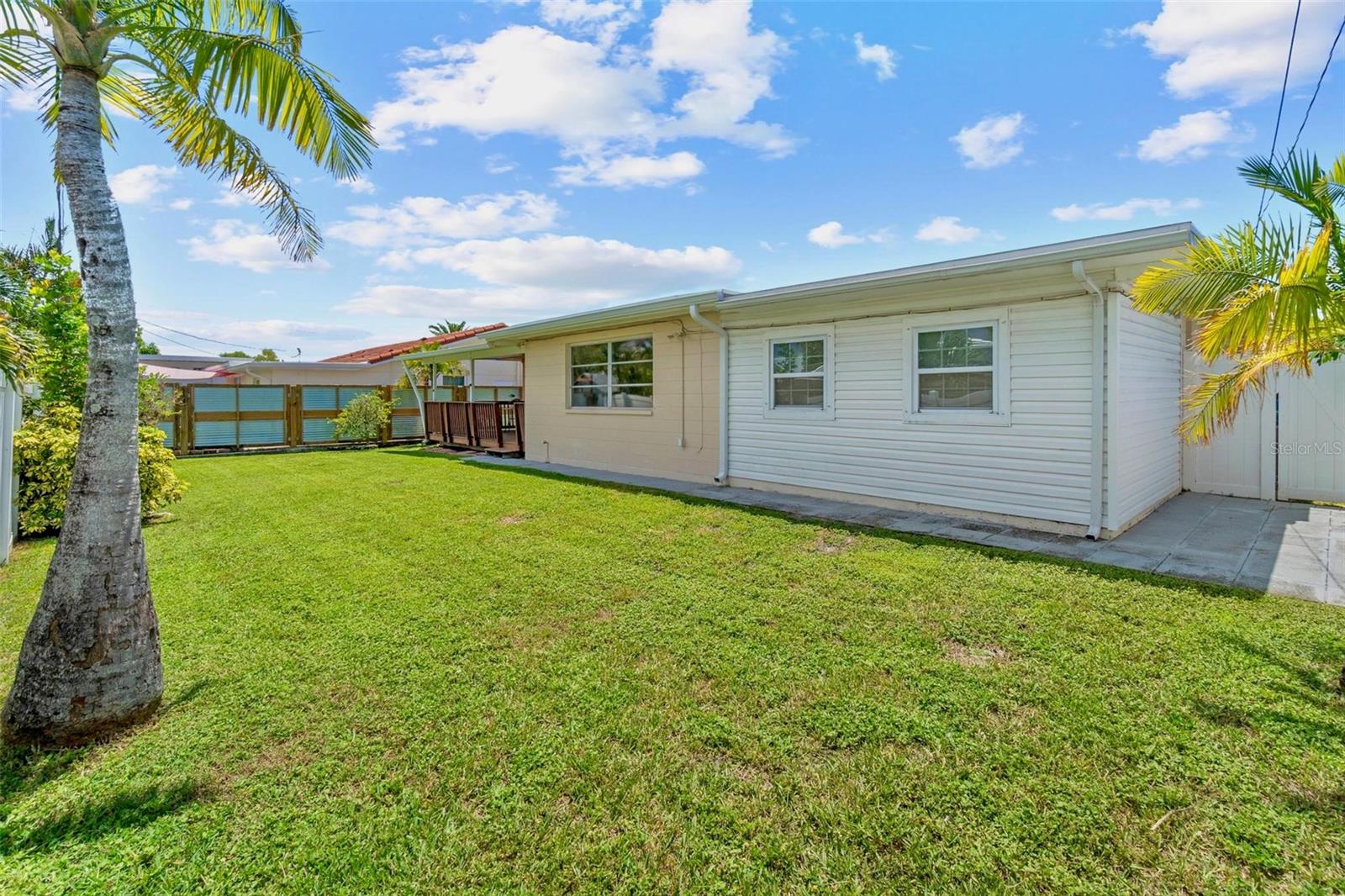 11225 59th Ave, Seminole, FL 33772