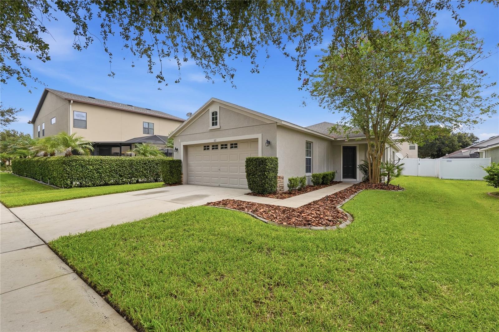Valrico, FL 33594