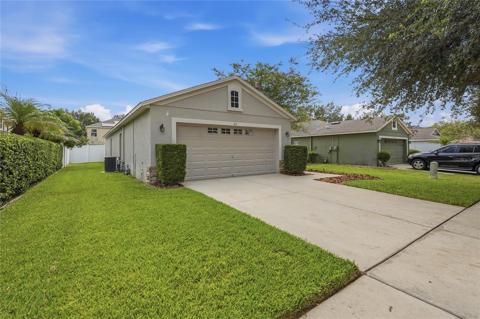 Valrico, FL 33594