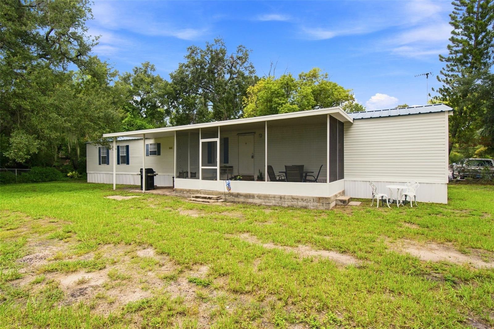 8823 E Millpoint Rd, Riverview, FL 33578