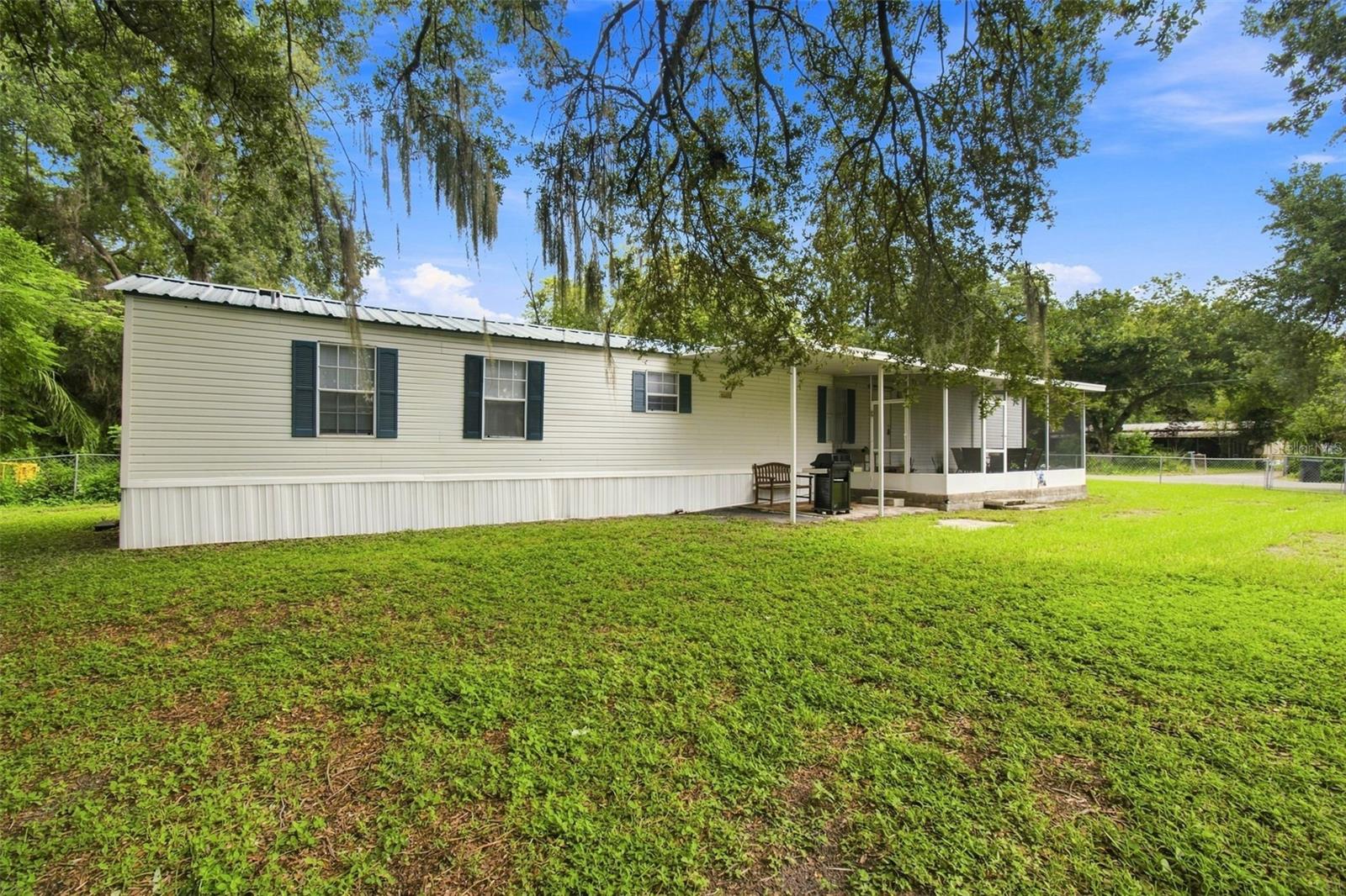 8823 E Millpoint Rd, Riverview, FL 33578