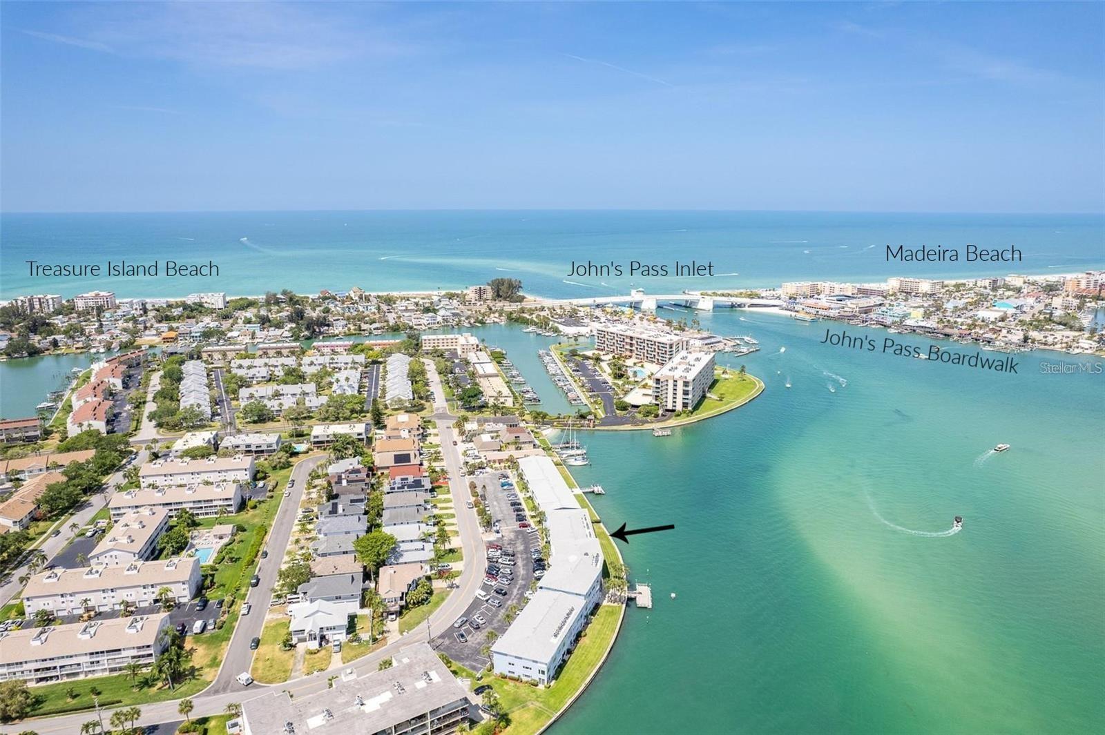 280 126th Ave #103, Treasure Island, FL 33706