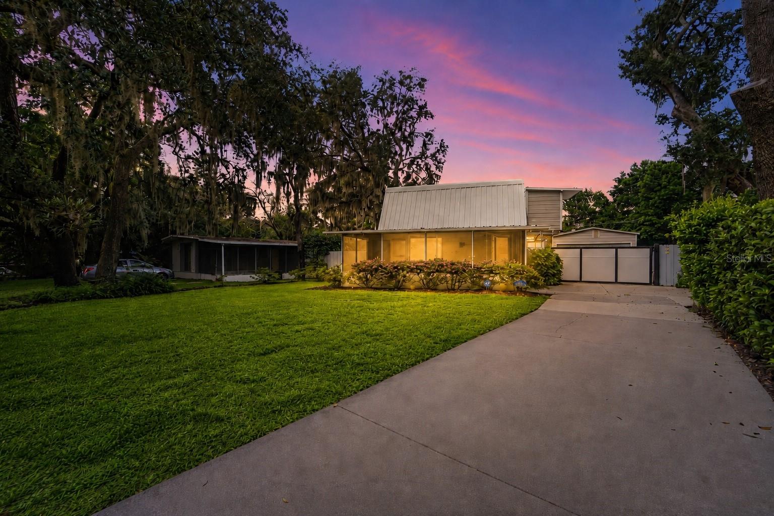 1817 Beachway Ln, Odessa, FL 33556