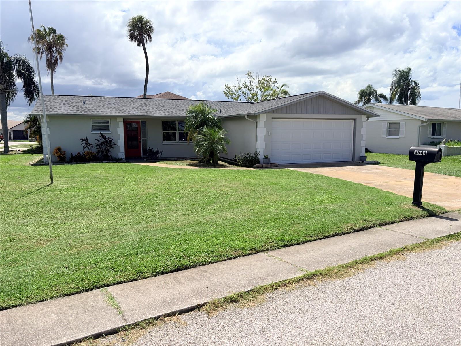 Holiday, FL 34691