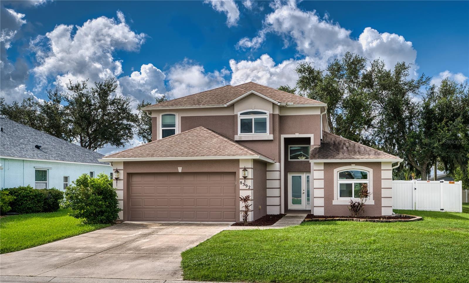 8392 E 47th St Cir, Palmetto, FL 34221
