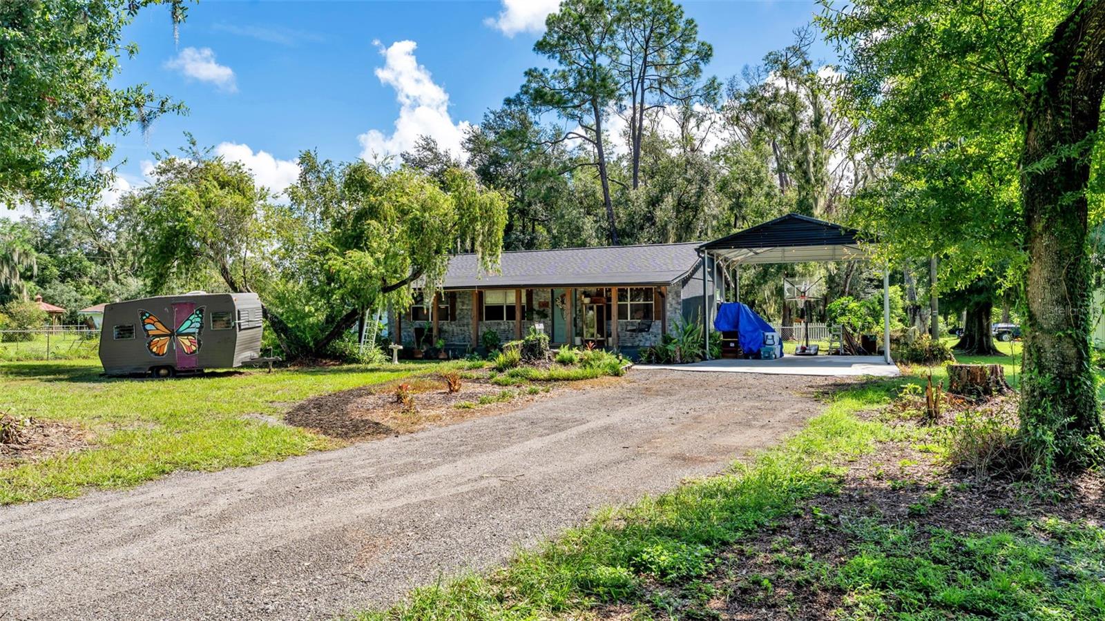 5302 Calhoun Rd, Plant City, FL 33567