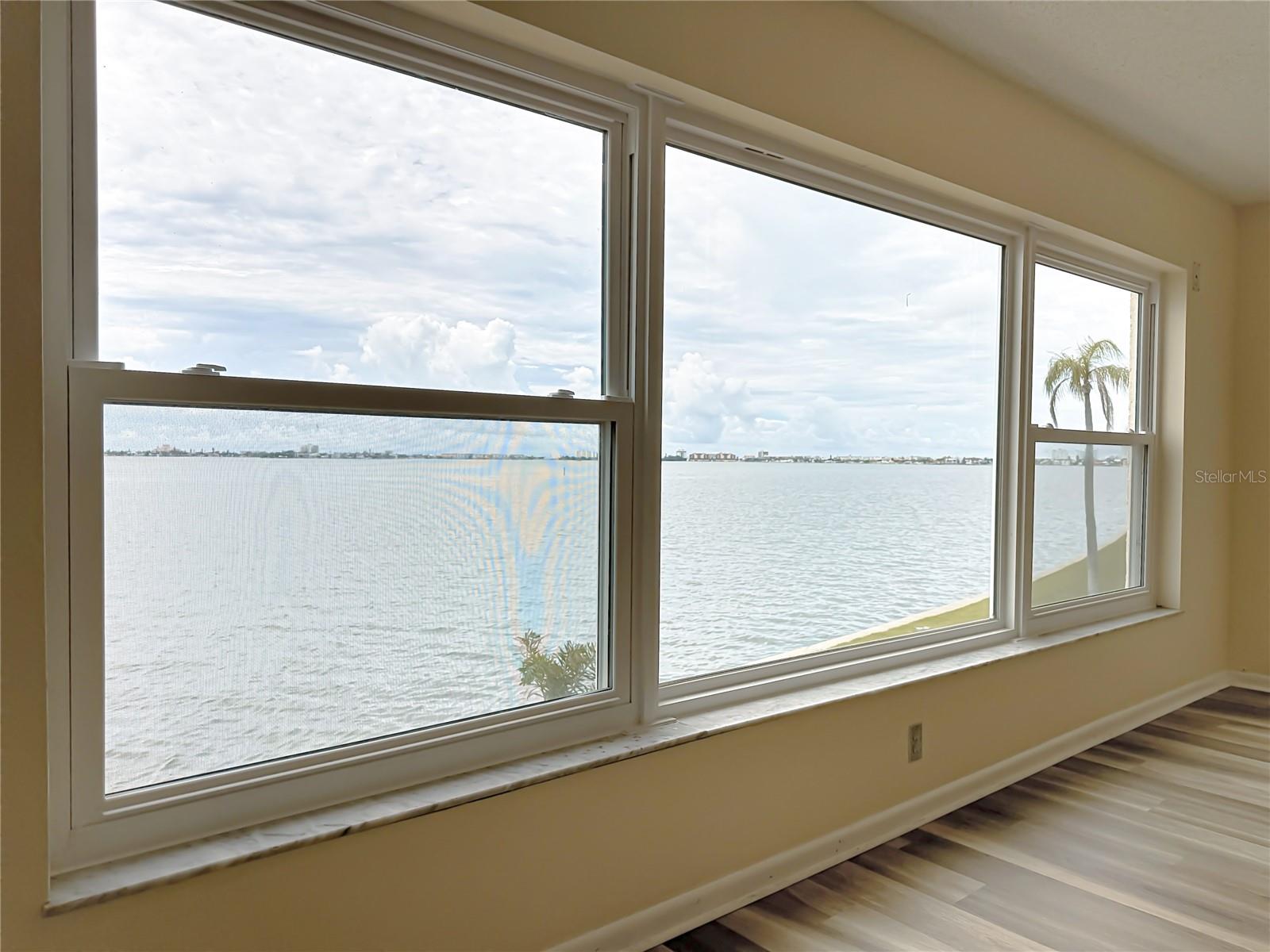 6020 Shore Blvd S #211, Gulfport, FL 33707