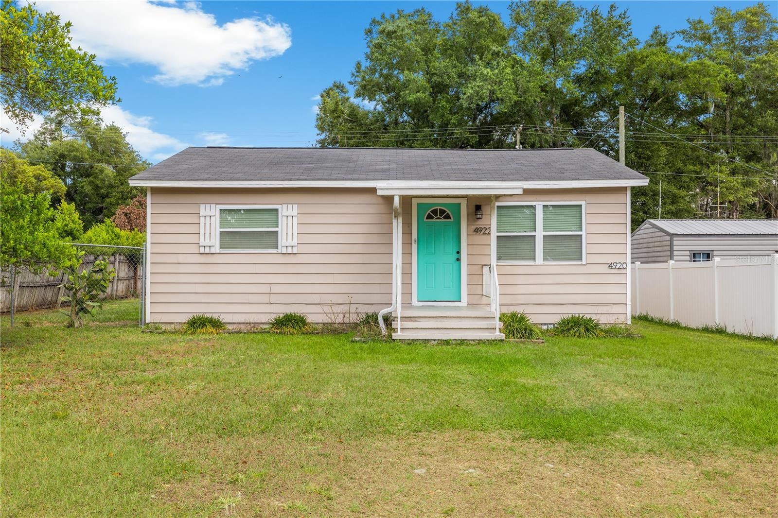4920 17th St, Zephyrhills, FL 33542