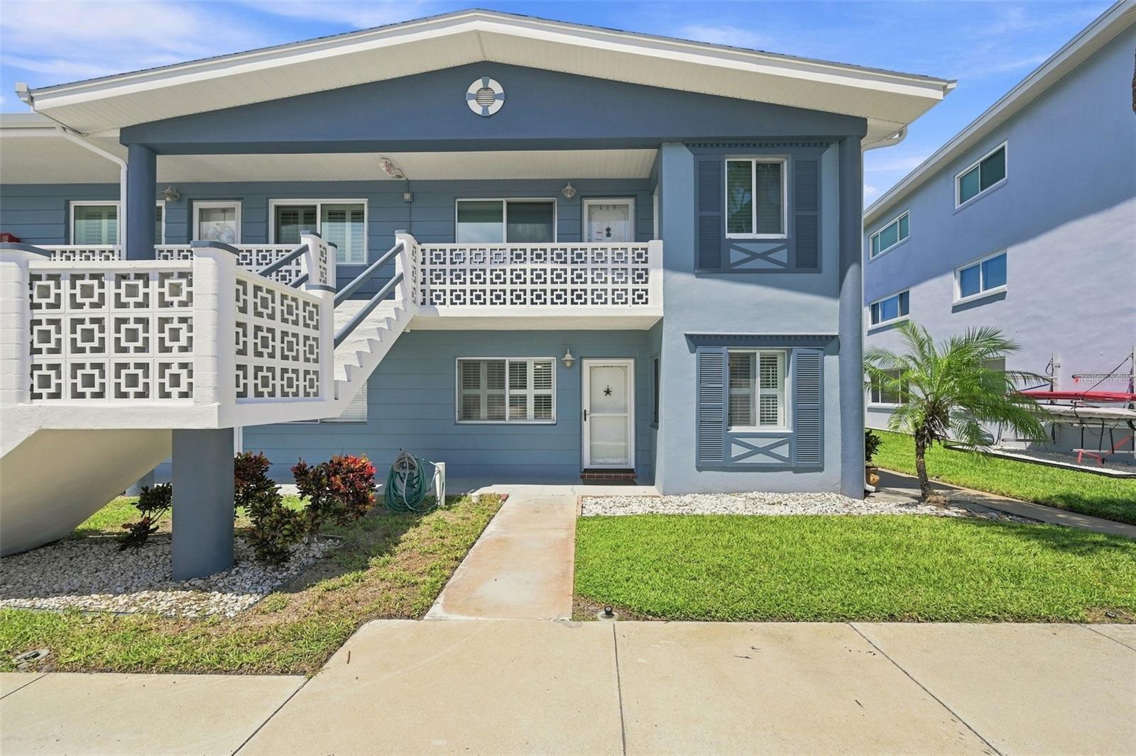 250 126th Ave #110, Treasure Island, FL 33706