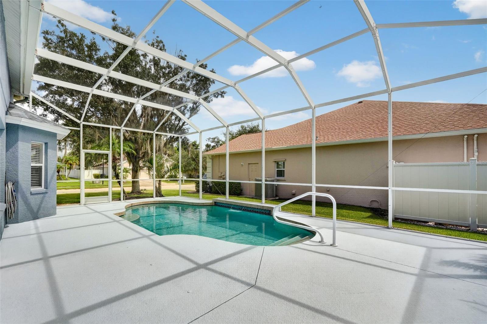 4007 34th St E, Bradenton, FL 34208