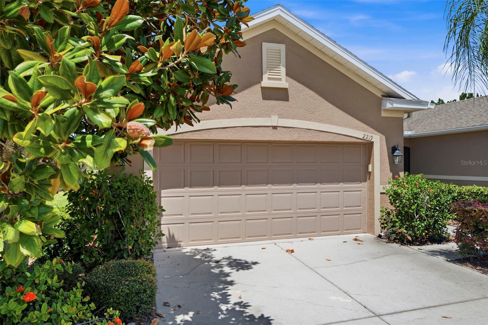 2219 Parrot Fish Dr, Holiday, FL 34691