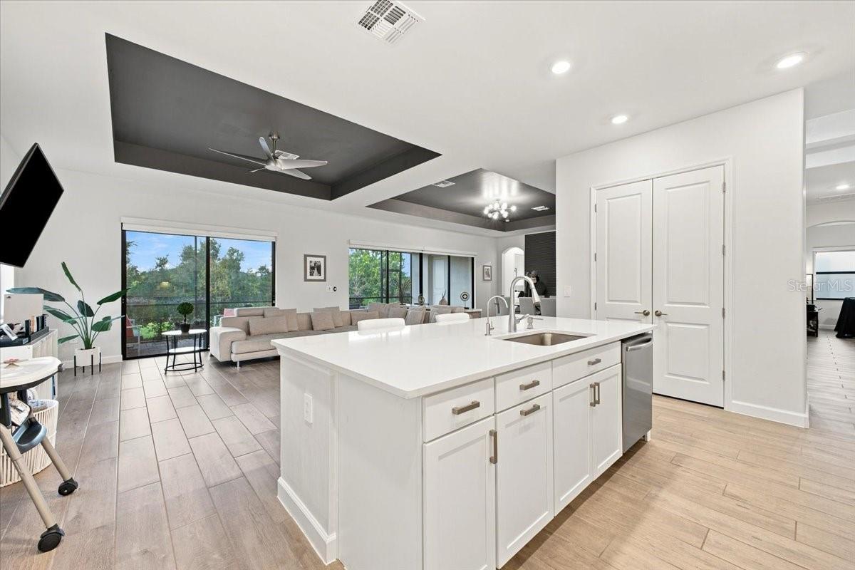 15330 Golden Beam Pl, Bradenton, FL 34211