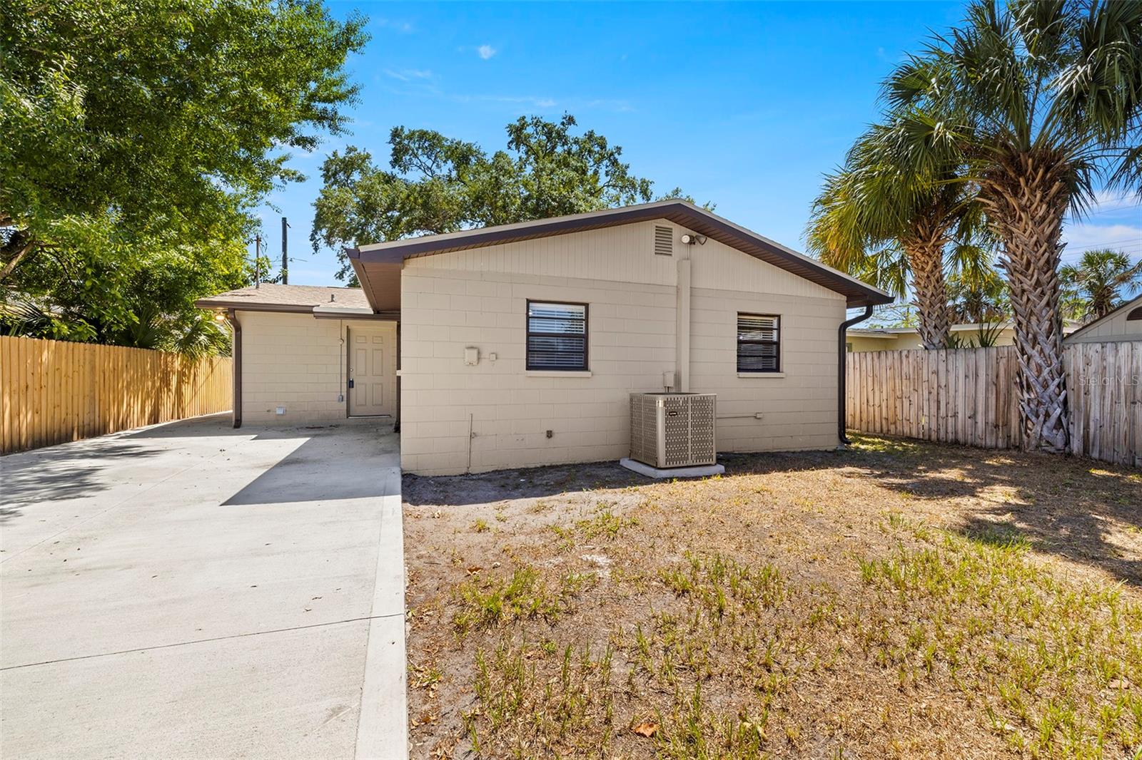 2539 W Union St, Tampa, FL 33607