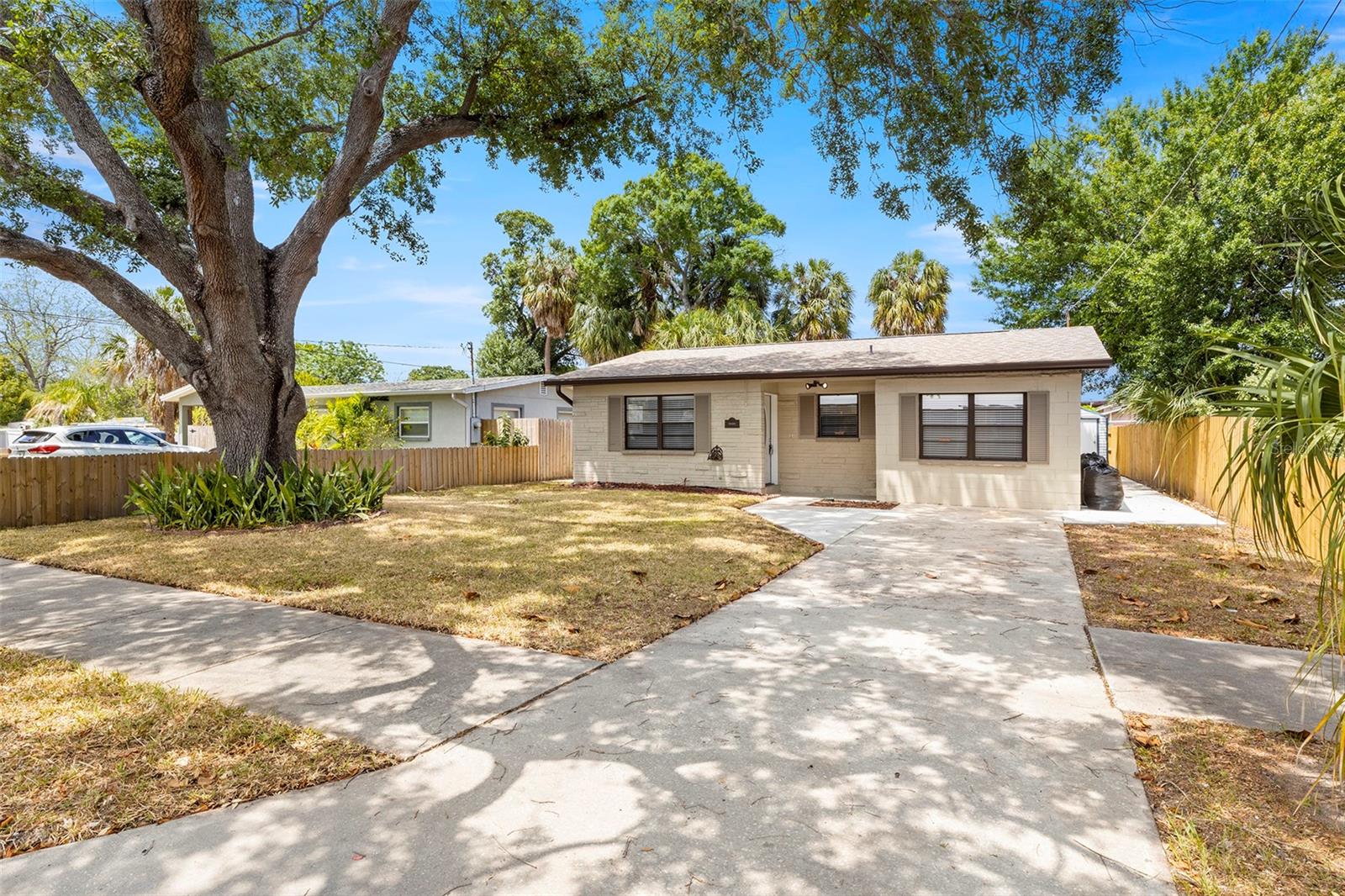 2539 W Union St, Tampa, FL 33607