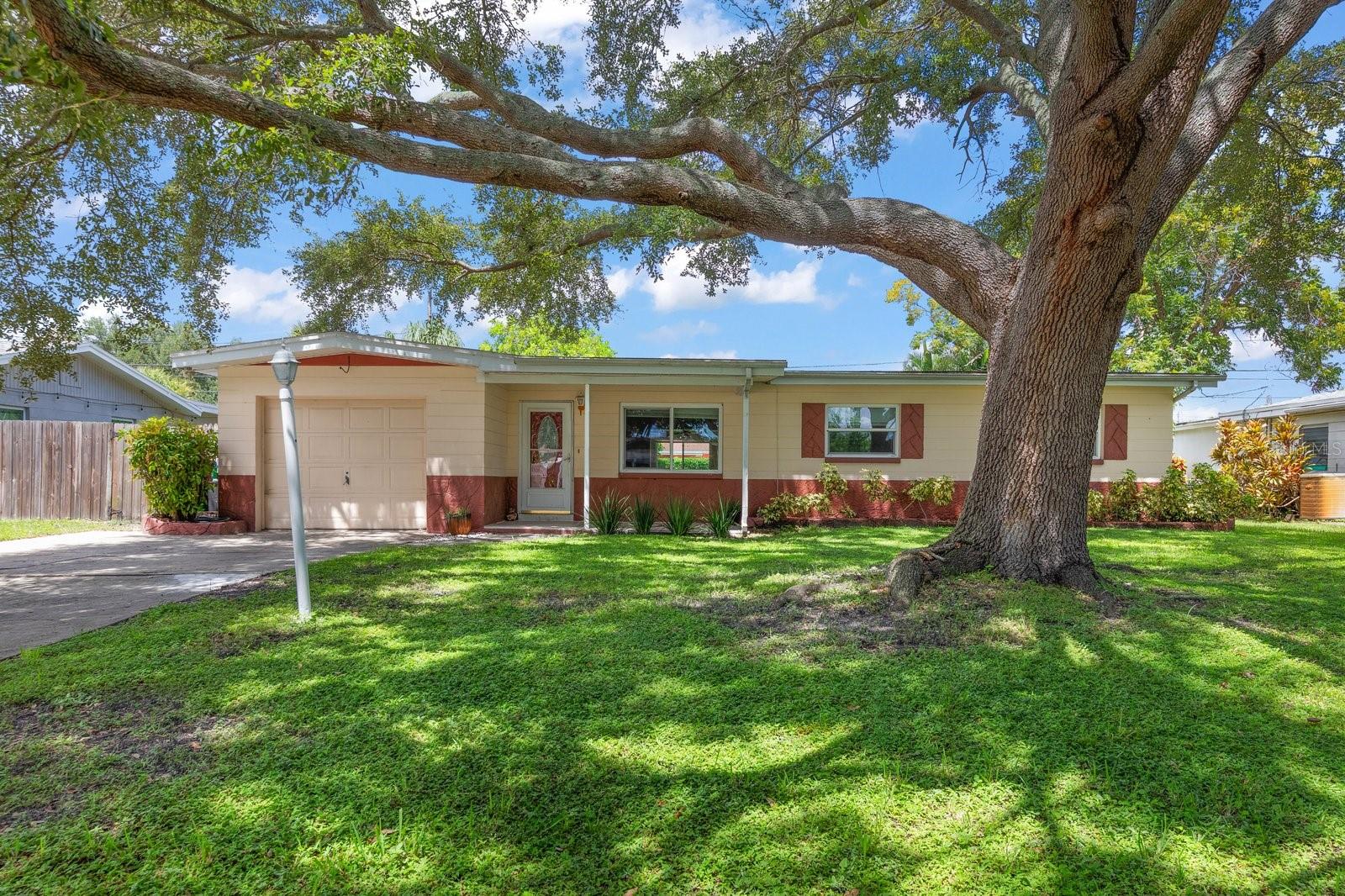 3531 Floral Dr SE, Largo, FL 33771