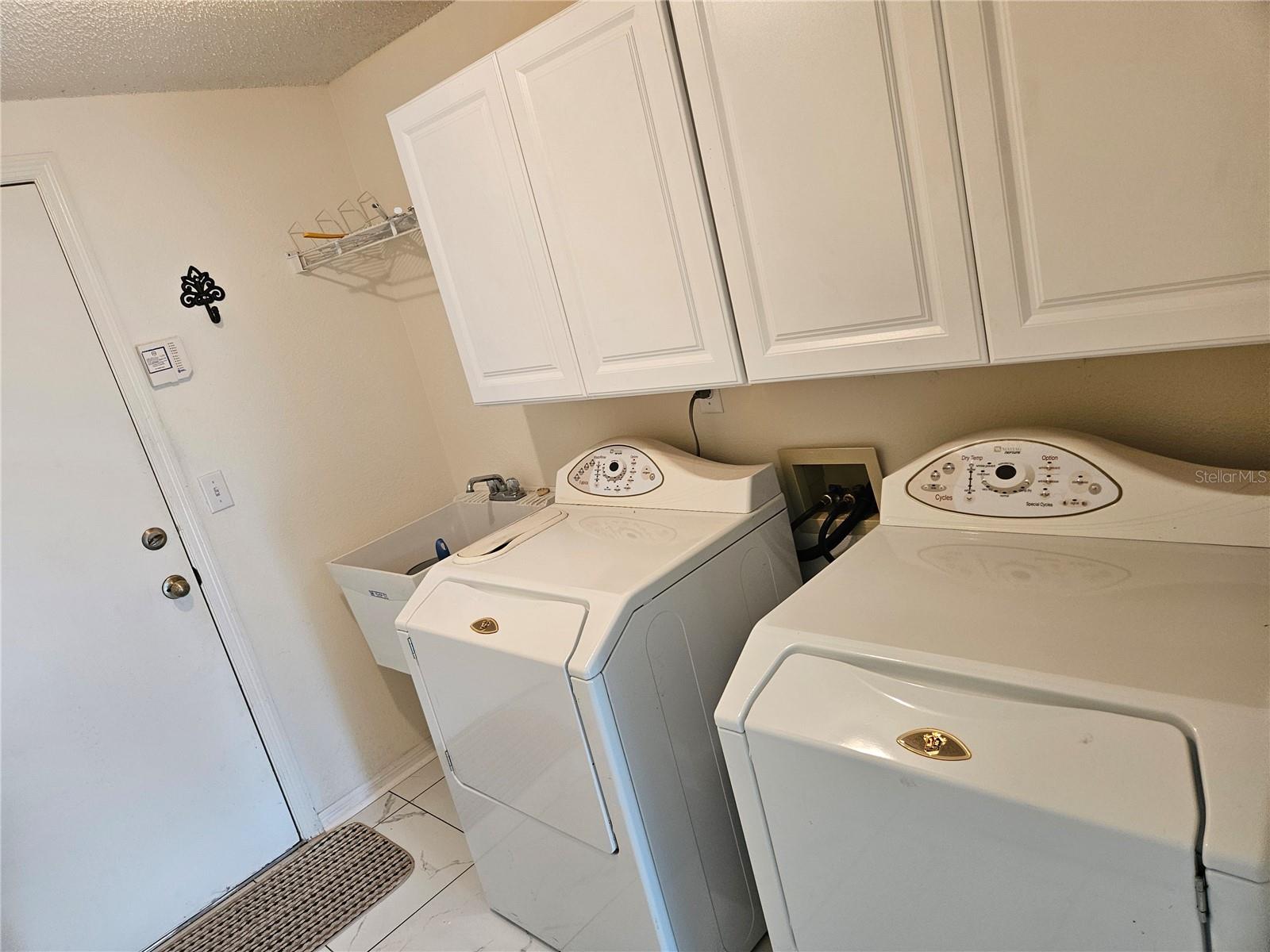 2451 E Del Webb Blvd, Sun City Center, FL 33573