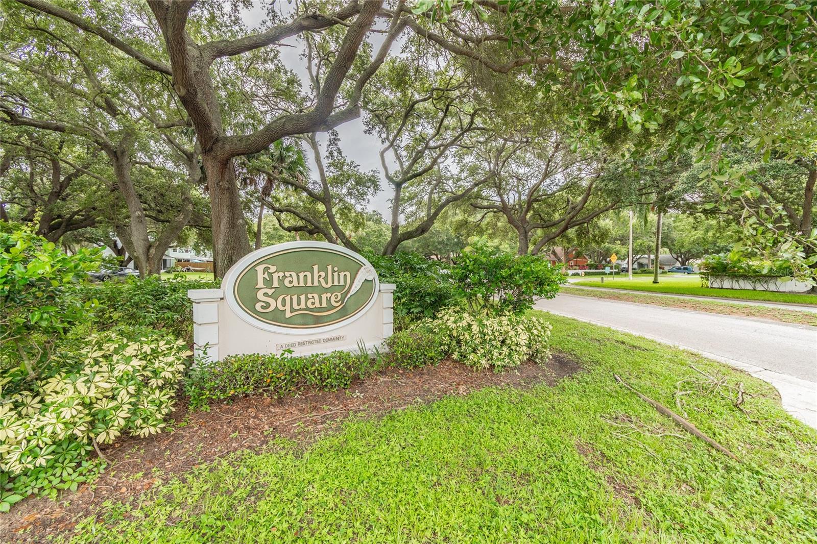 1465 Cairn Ct, Palm Harbor, FL 34683