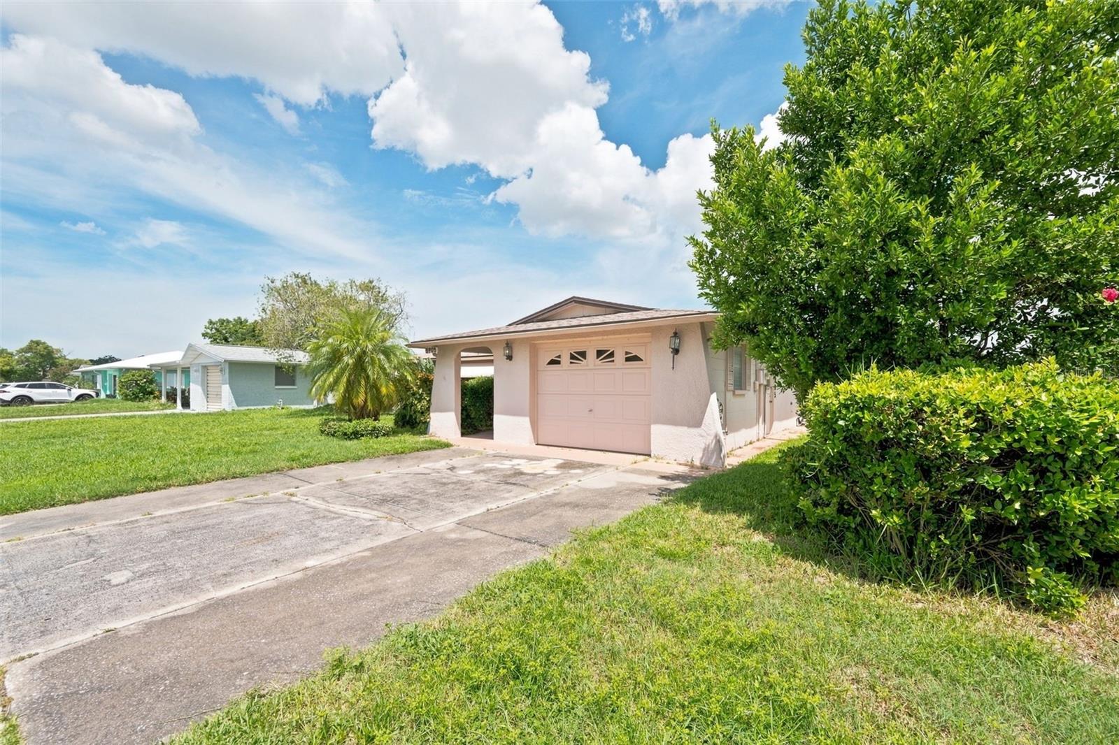 5905 Lanate Ave, New Port Richey, FL 34652