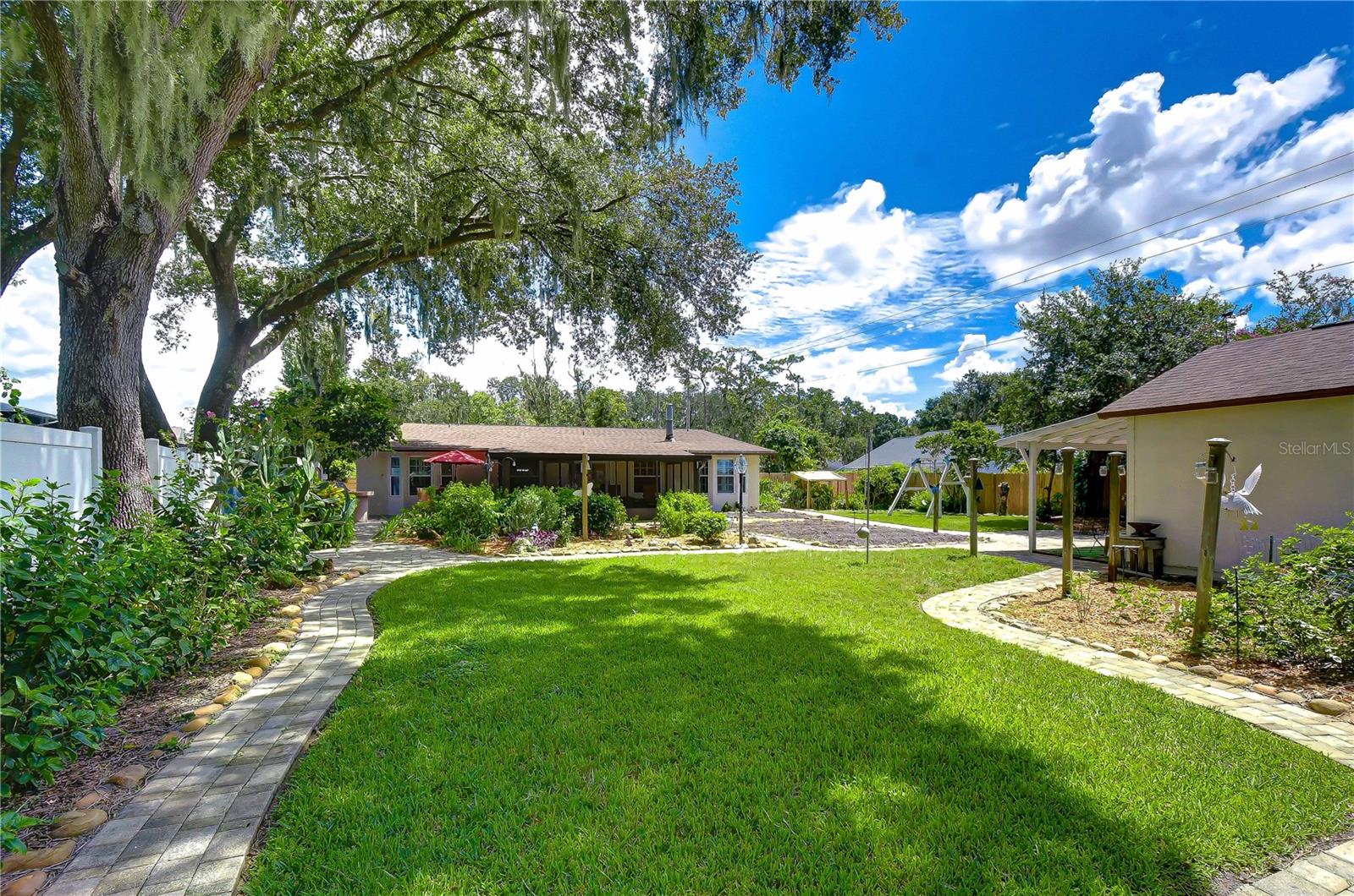 3917 King Dr, Brandon, FL 33511