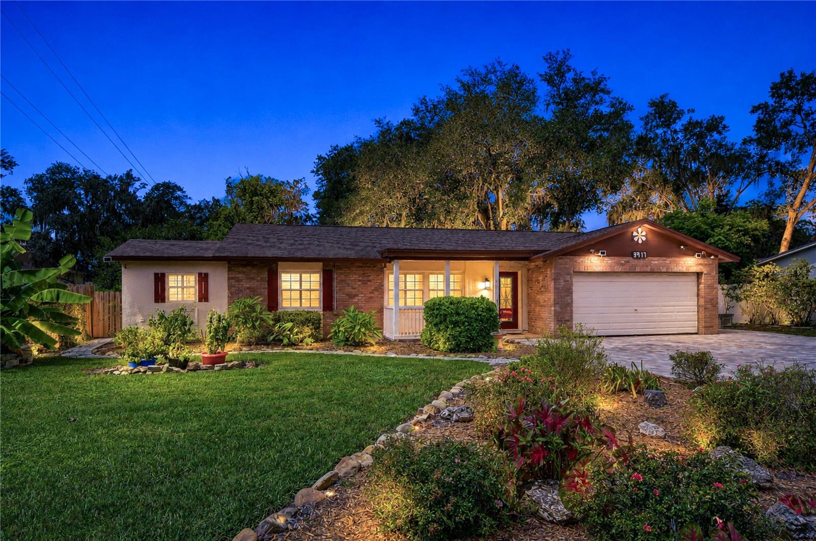 3917 King Dr, Brandon, FL 33511