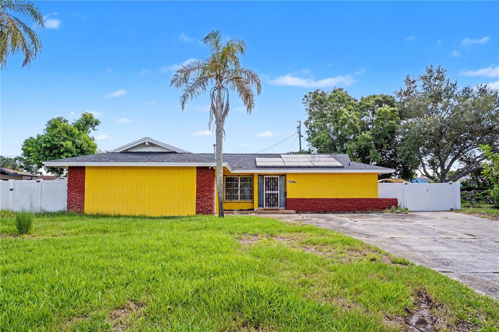 1874 62nd Pl S, St Petersburg, FL 33712
