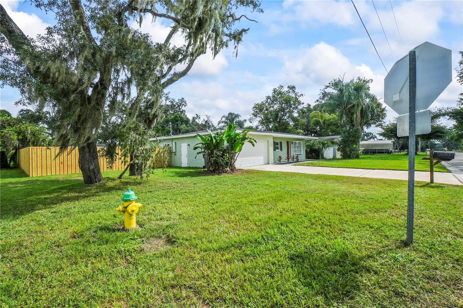 202 Gay Rd, Seffner, FL 33584