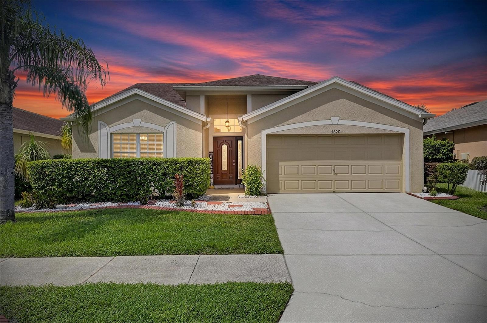 5627 War Admiral Dr, Wesley Chapel, FL 33544
