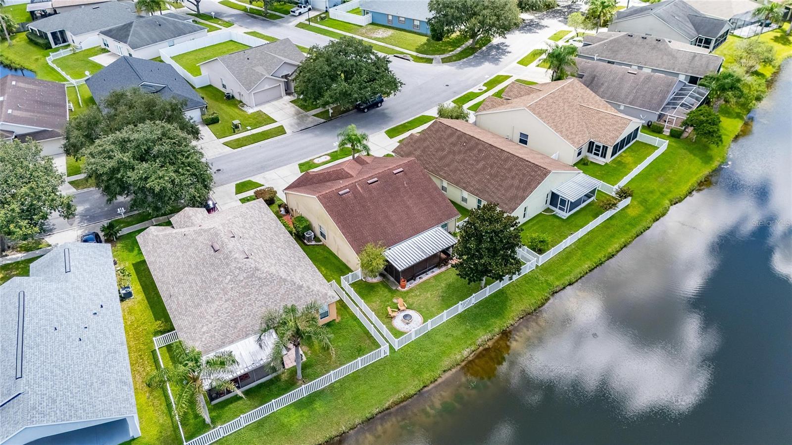 5627 War Admiral Dr, Wesley Chapel, FL 33544