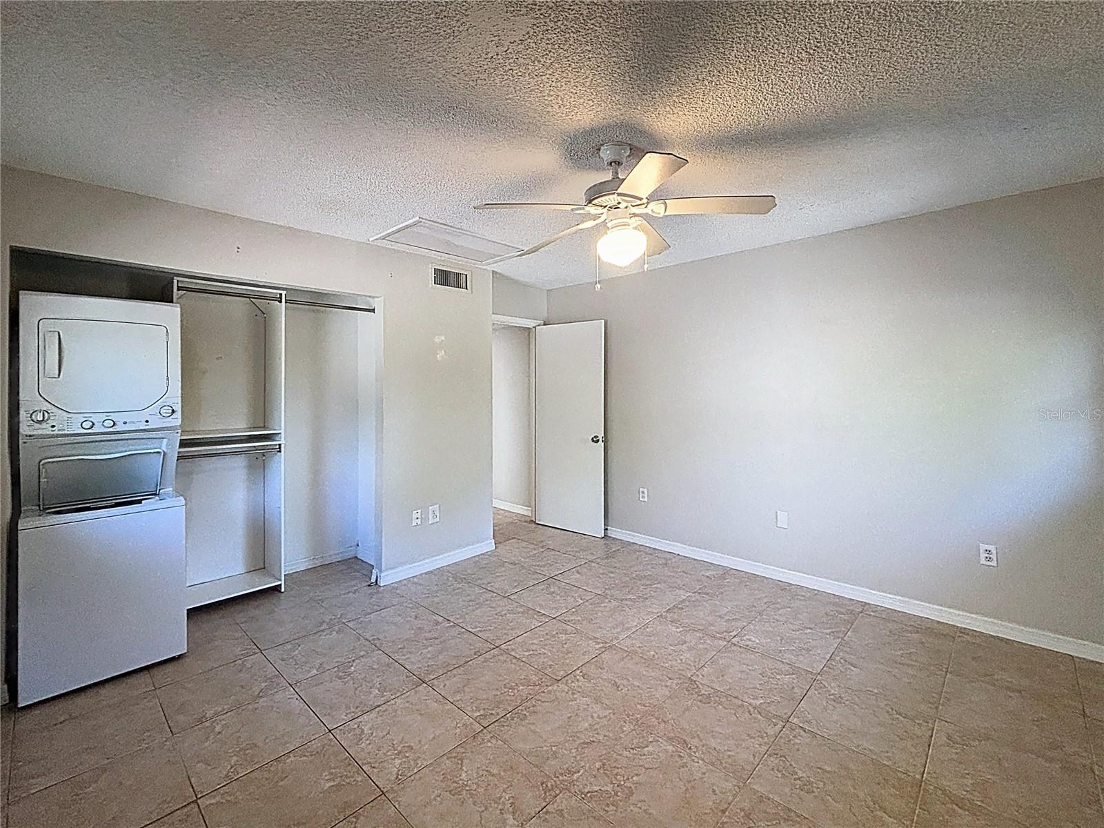 1059710595 101st Ave, Seminole, FL 33772