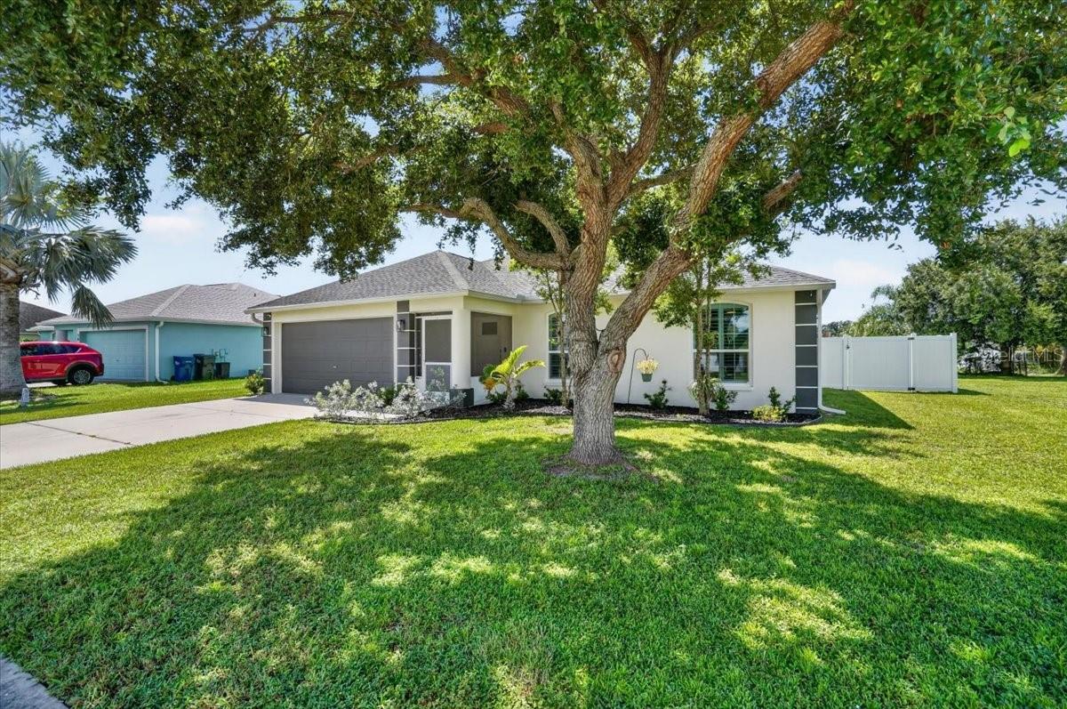 5815 33rd Dr E, Palmetto, FL 34221
