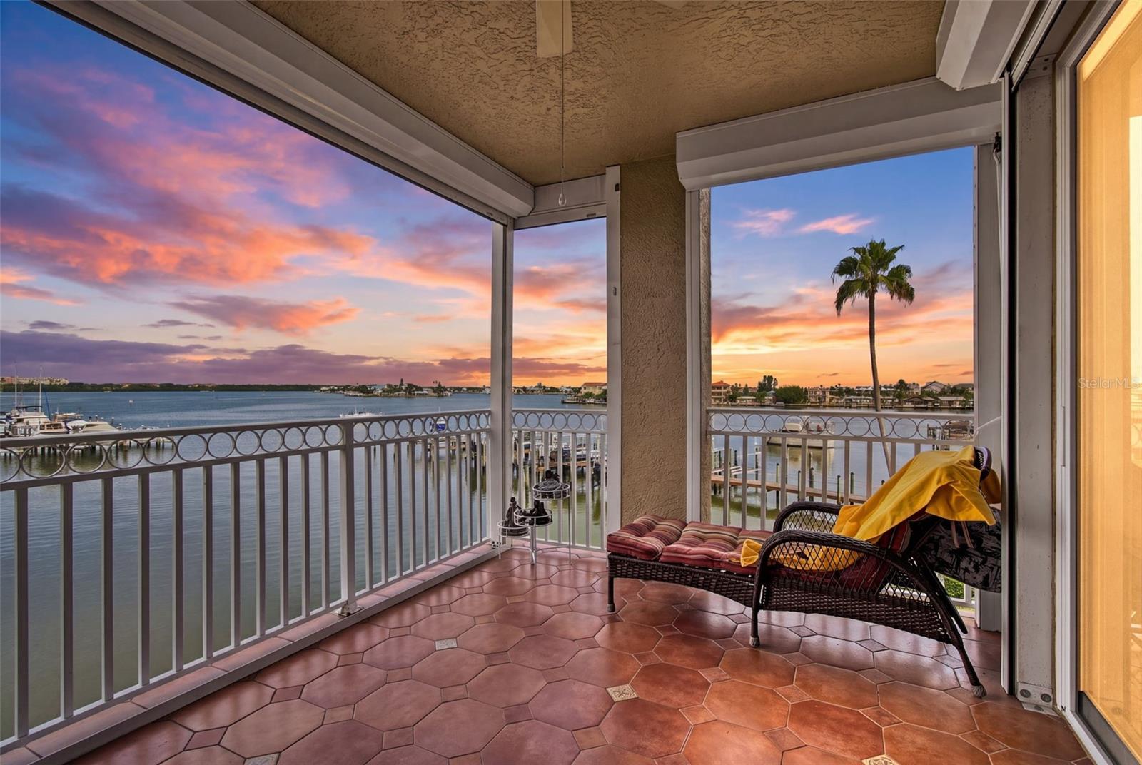 399 150th Ave #205, Madeira Beach, FL 33708