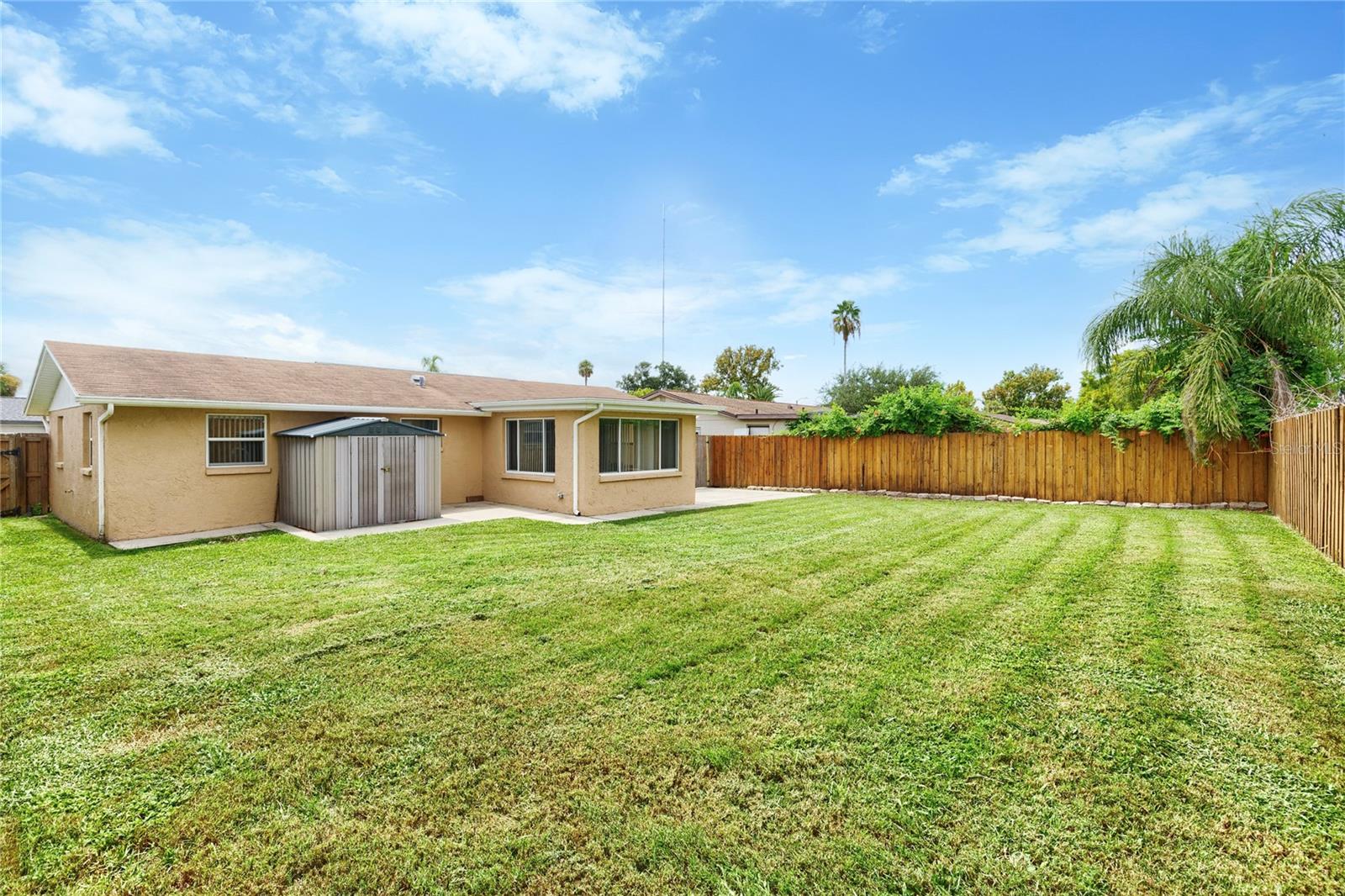 3339 Garfield Dr, Holiday, FL 34691