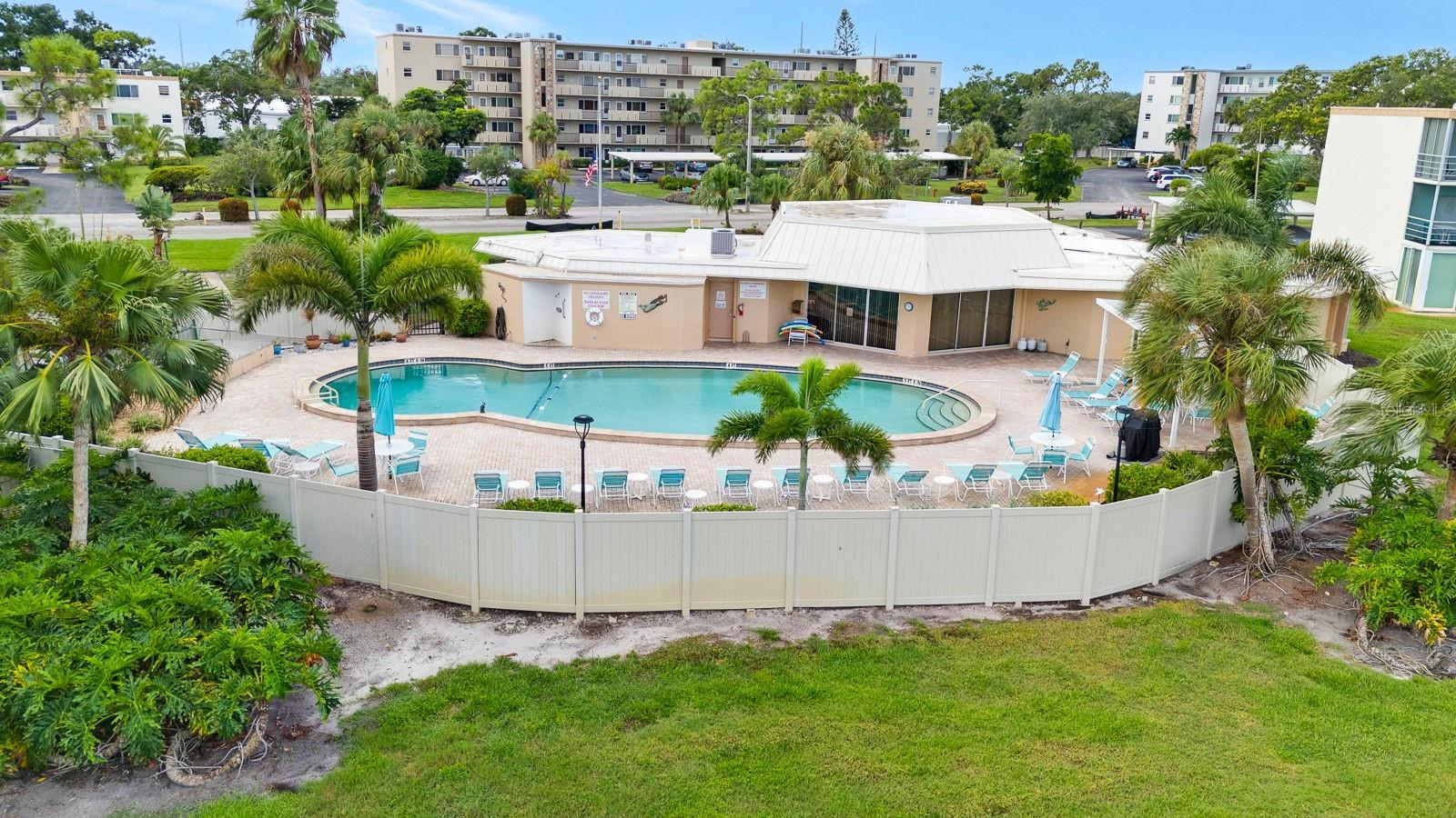 4240 Ironwood Cir #302A, Bradenton, FL 34209