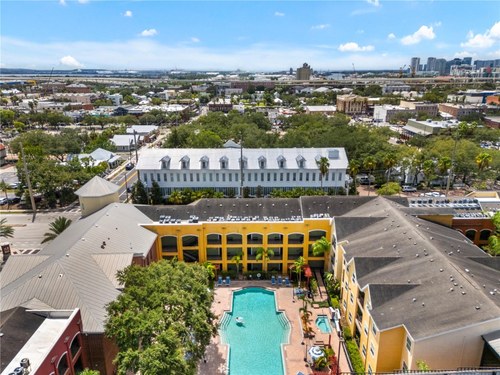 1810 E Palm Ave #5211, Tampa, FL 33605