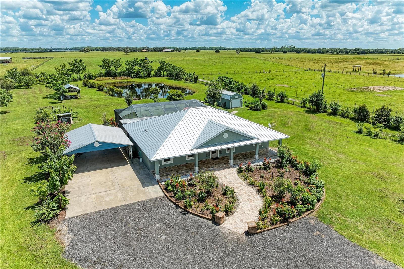 7635 Wauchula Rd, Myakka City, FL 34251