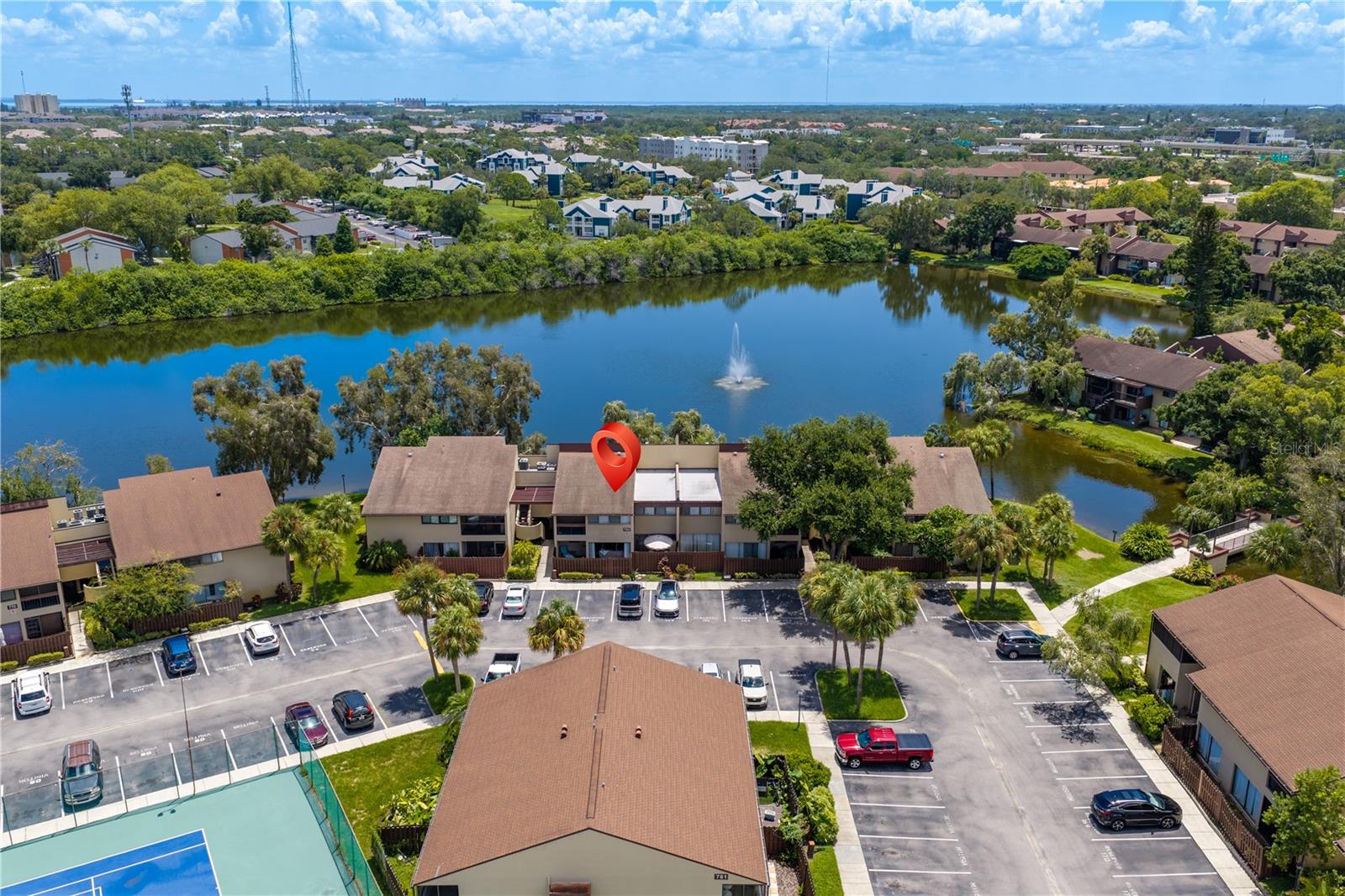 782 Village Lake Ter N #103, St Petersburg, FL 33716