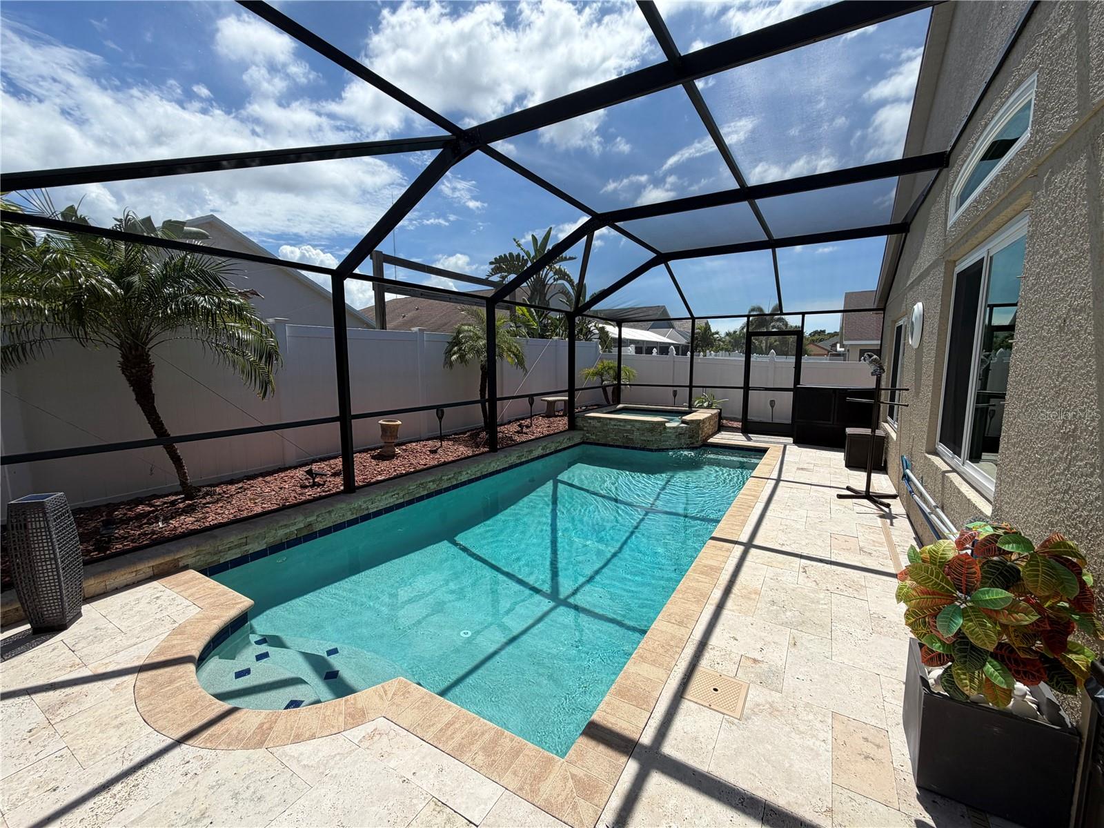 2530 Arrowpointe Dr, Holiday, FL 34691