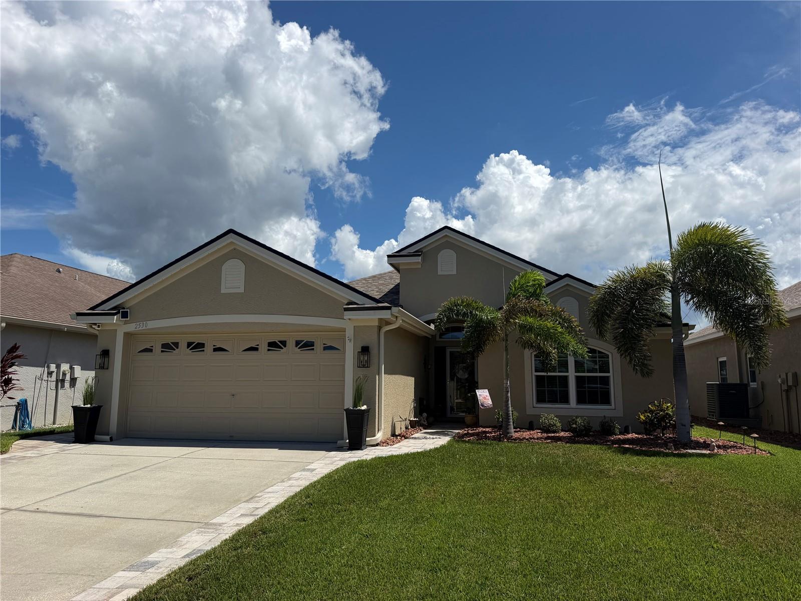 2530 Arrowpointe Dr, Holiday, FL 34691